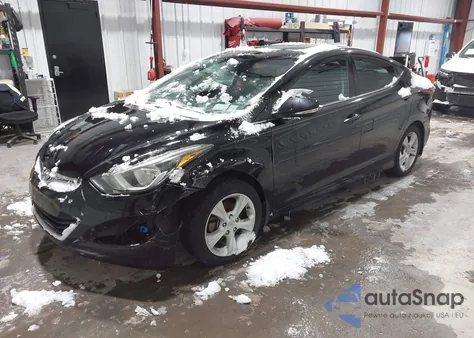 2016 Hyundai Elantra Value Edition z USA, uszkodzony, nr VIN KMHDH4AE4GU553373